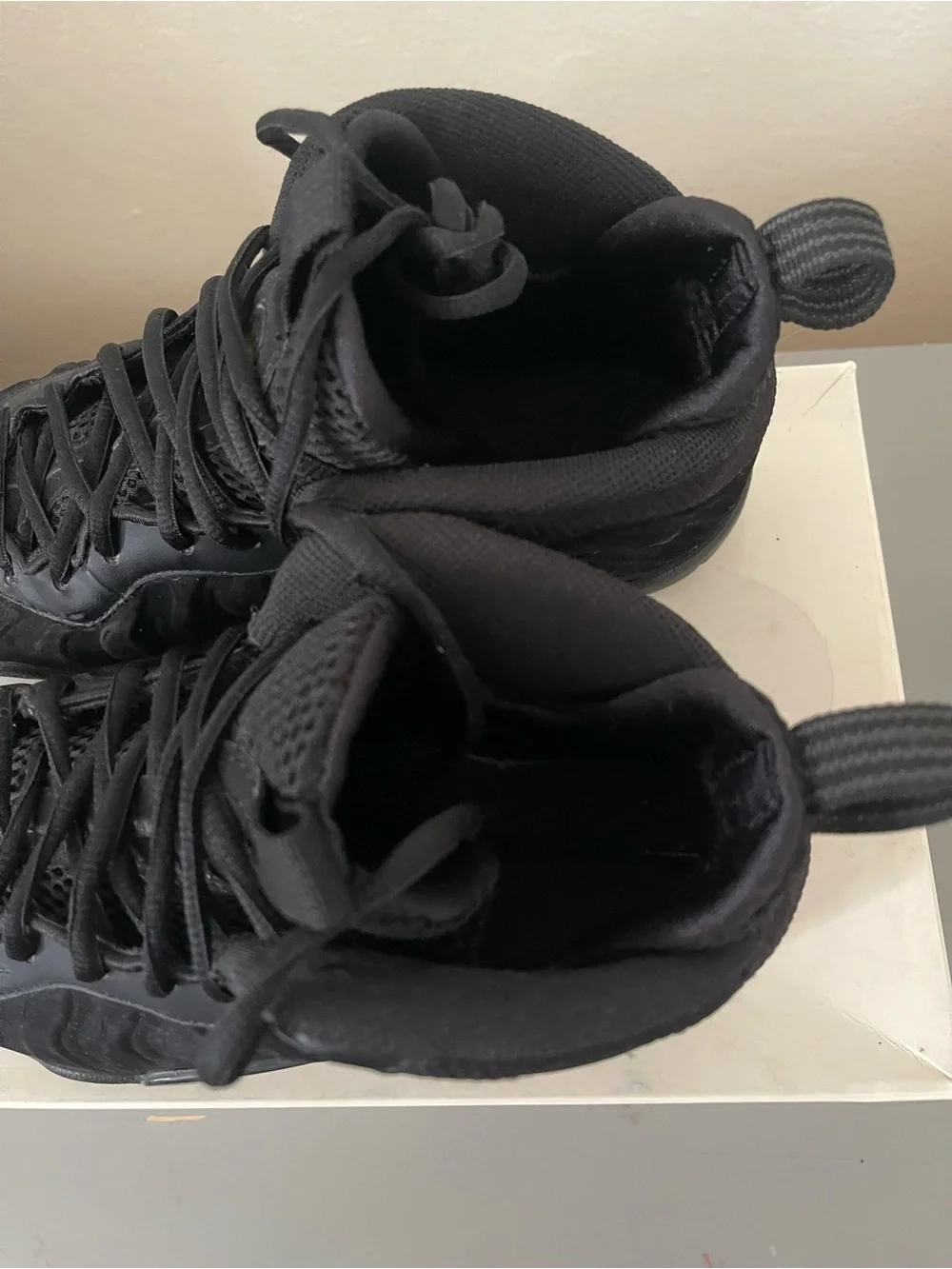 Nike Men's Black High-Top Athletic Sneakers